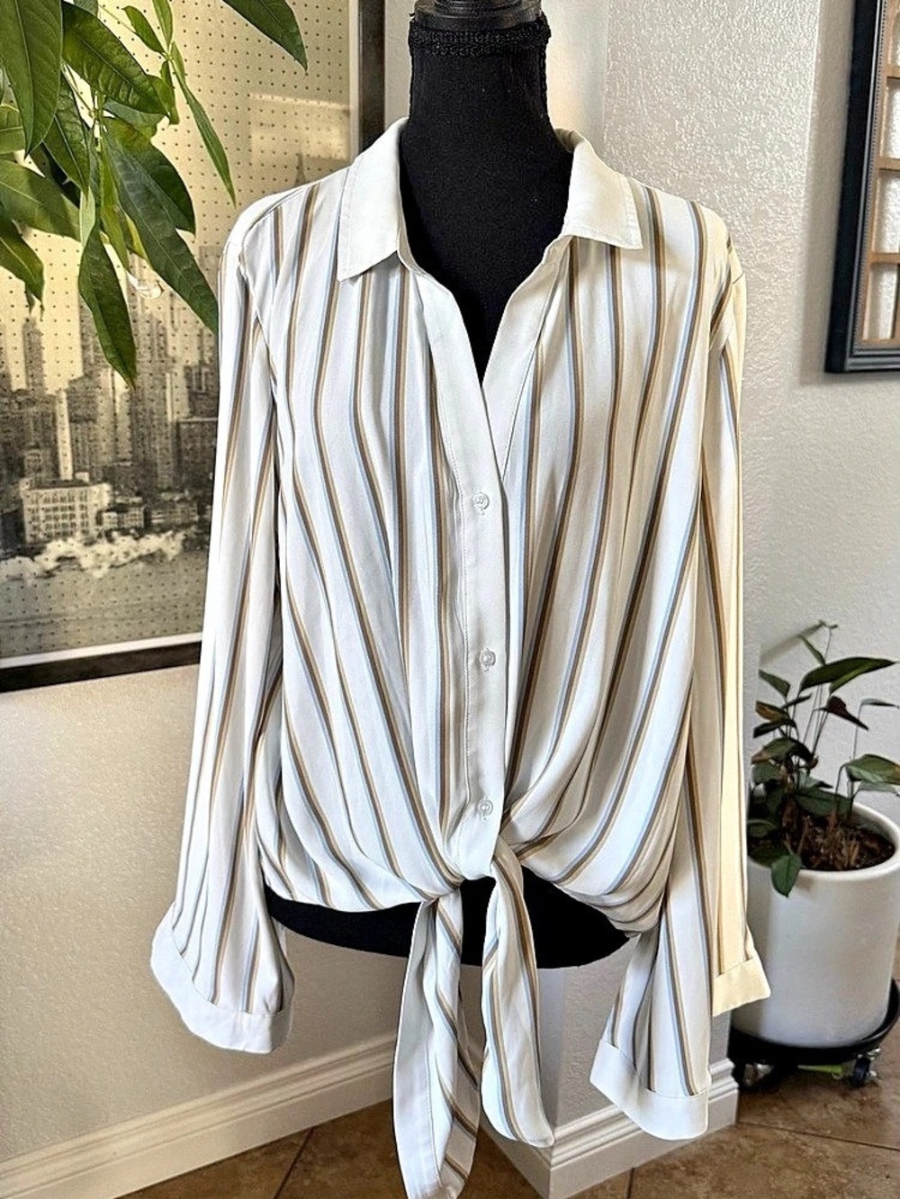 Vince Camuto Striped Tie-Front Blouse White & Blue XL